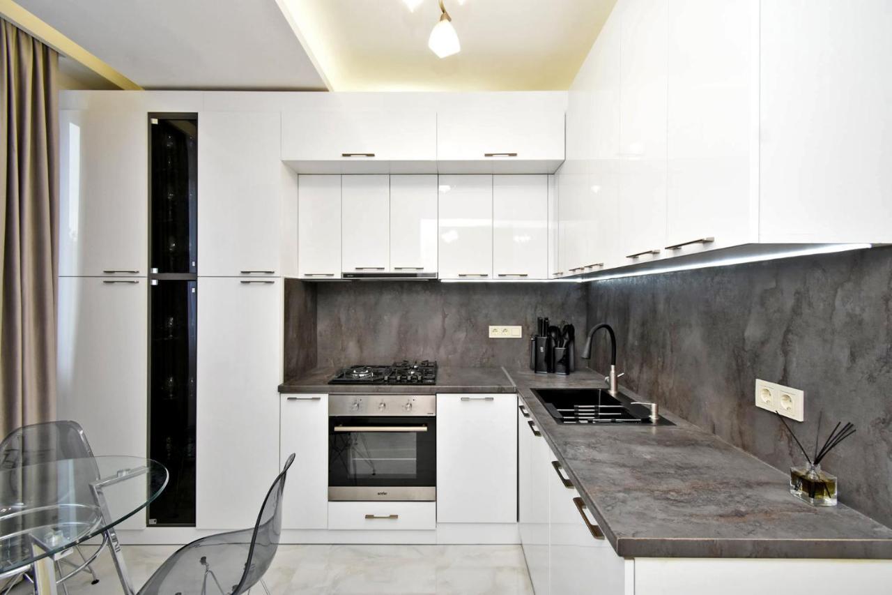 Apart House In Centr Koghbaci Strit Erevan Exterior foto